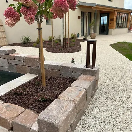 Le Clos Du Lac Appart'hotel Aparthotel *